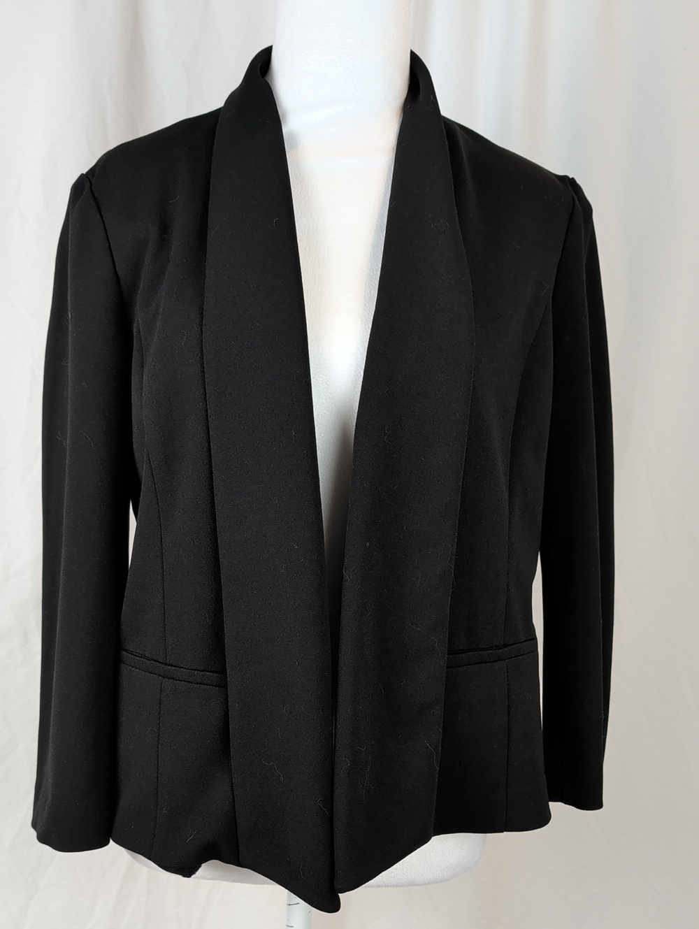 Anne Klein Black Open-Front Blazer